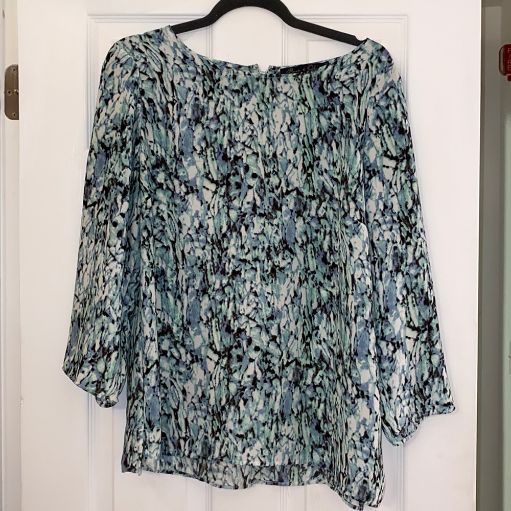 3 quarter sleeve shirt